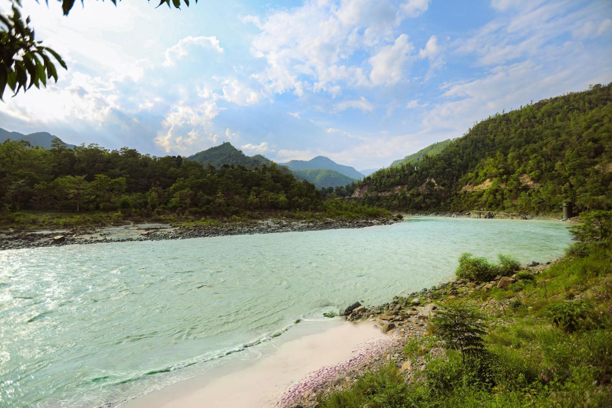 Anand Kashi By The Ganges Rishikesh - Ihcl Seleqtions Hotel Sirasu Екстериор снимка